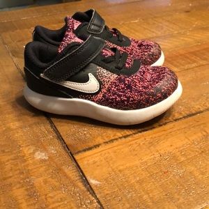 Toddler girls Nike shoes